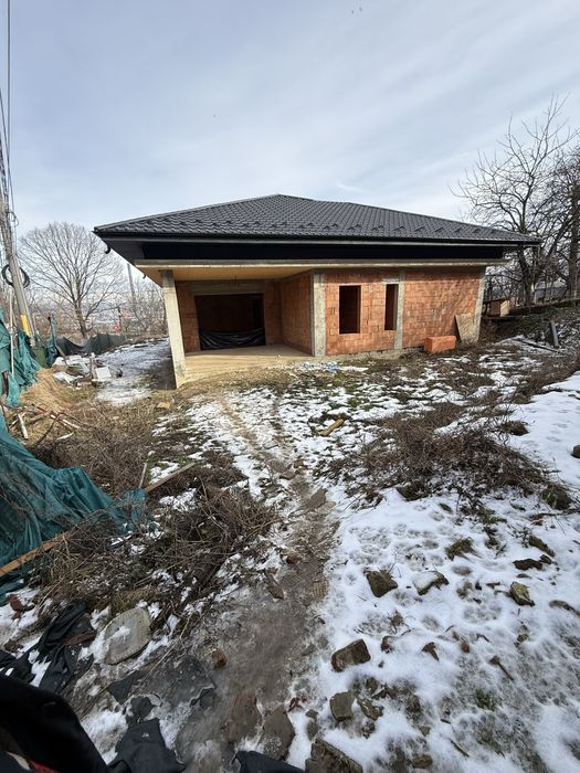 Casa de vanzare