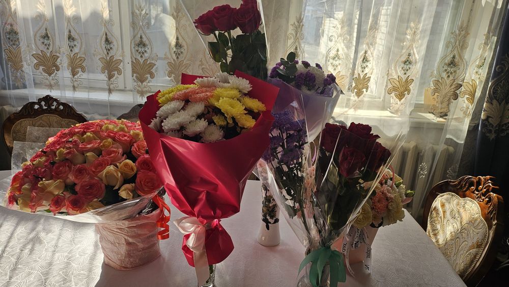 Продам цветы подарины 06.04