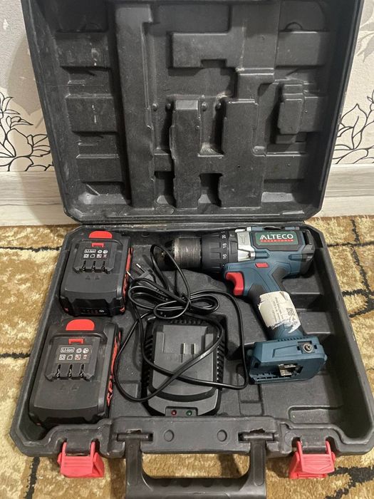 Продам шуруповерт