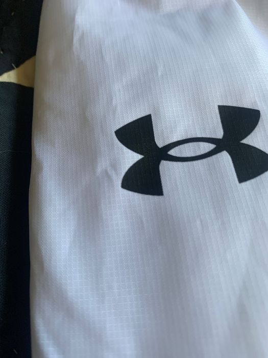 Under Armour • USA