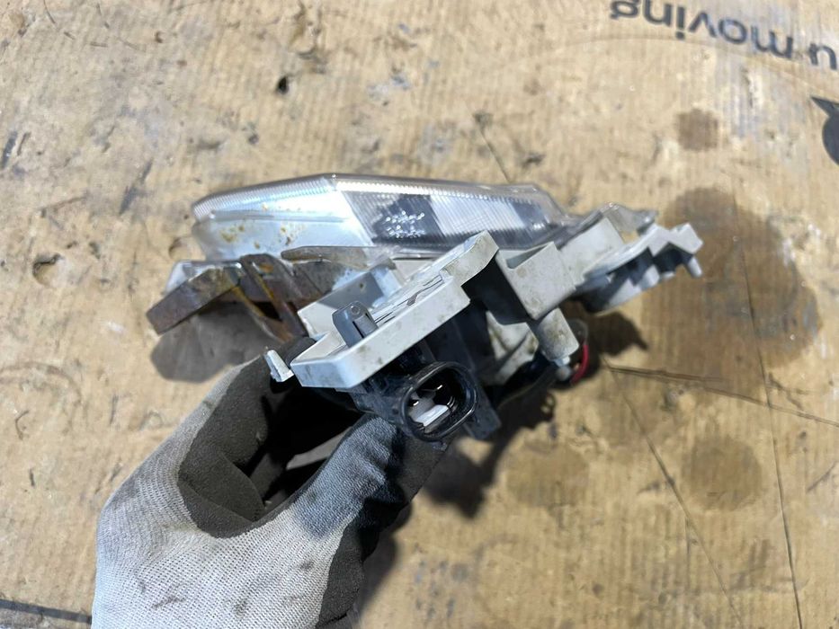 Ляв Мигач K2442W2706 Mazda CX3 77kW 1.5дизел 2015