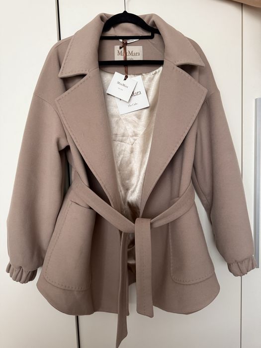 MaxMara - кашмирено късо палто