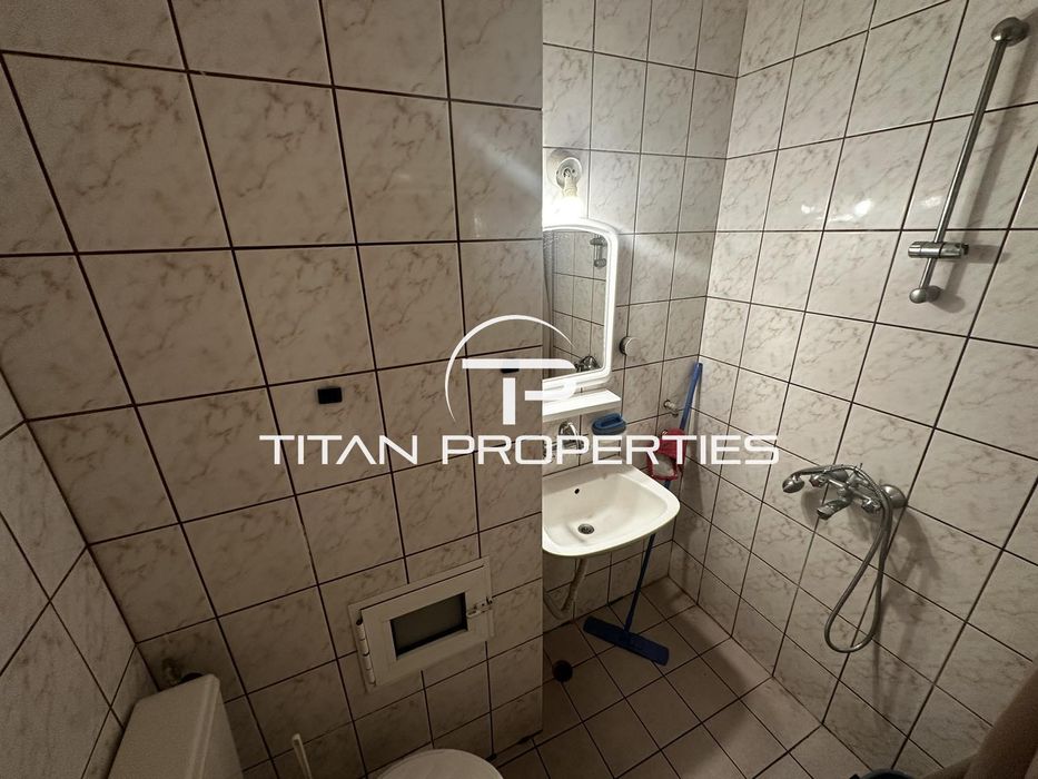 Дава се под наем Едностаен апартамент в Бургас, Изгрев - 48 кв.м за 255 € - Снимка #4