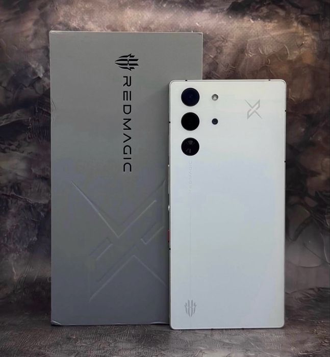 Редмеджик Redmagic 10 Pro 256gb в идеальном состоянии ,на гарантии