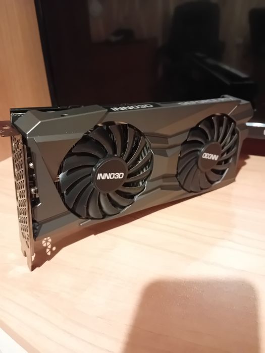 Геймърски компютър i5 10500 rtx3060 12gb