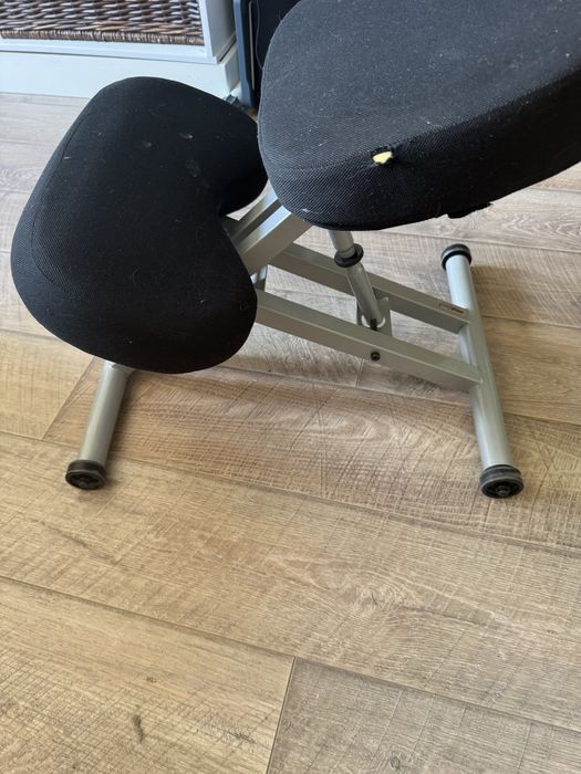 Коленый стул подразный рост