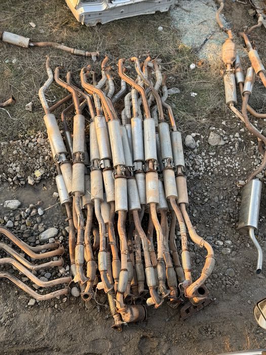 Глушитель матор каробка запчасть