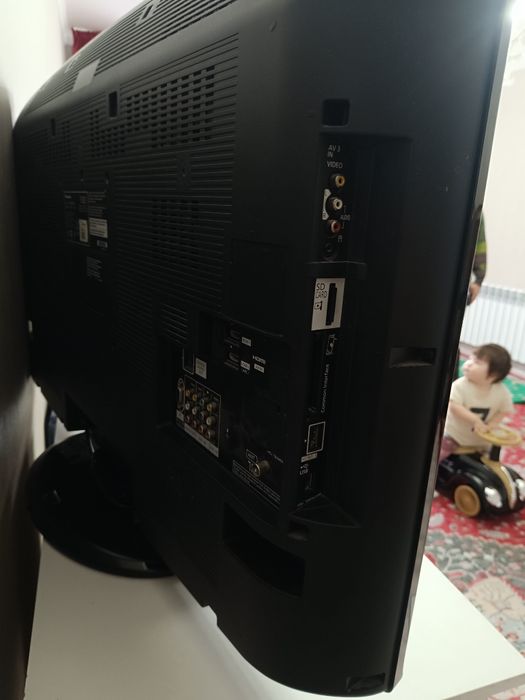 Продам телевизор