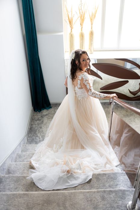 Rochie mireasă de vânzare