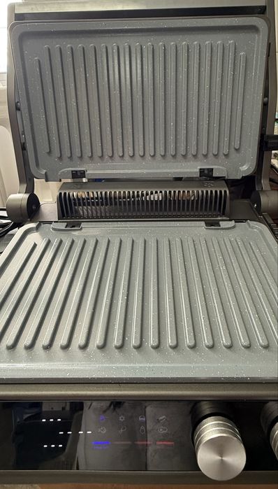 Cecotec Електрическа скара с подвижни плочи. 2400 W - бездимна