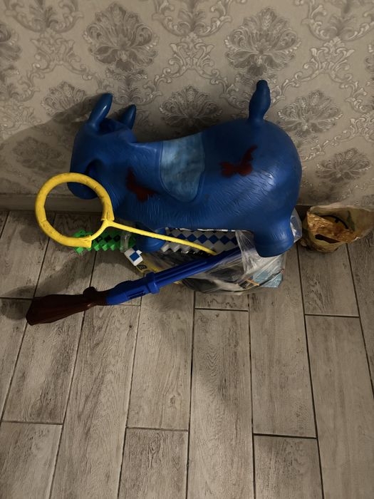 Игрушки б/у для мальчика