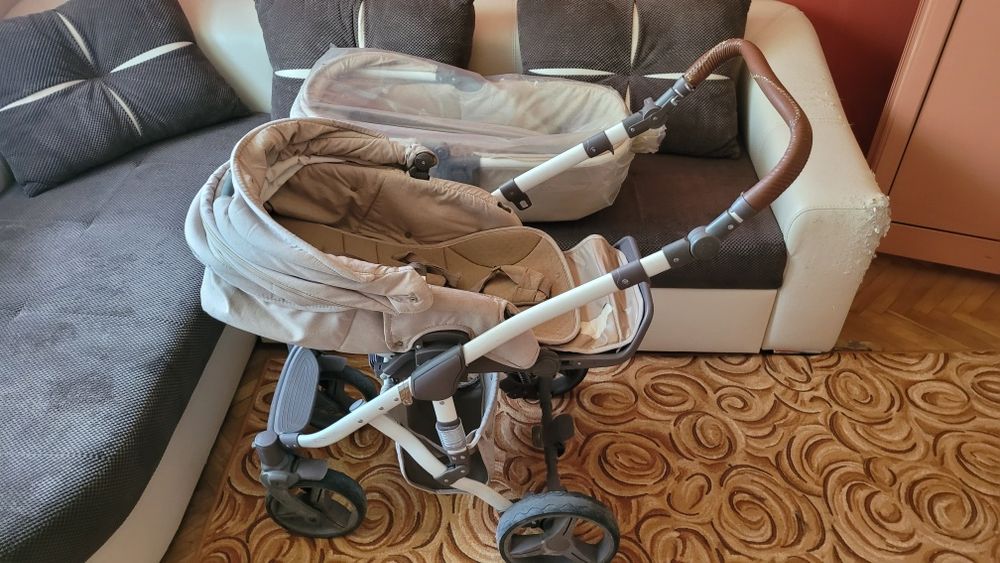 Бебешка количка 3 в 1