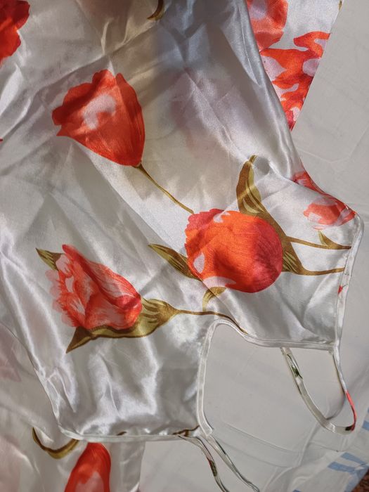 Купальники слитный и раздельные