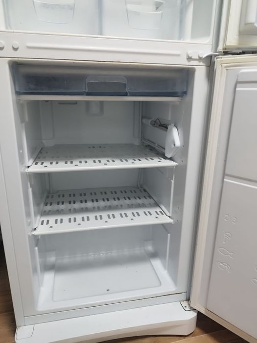 Продам холодильник за 25000