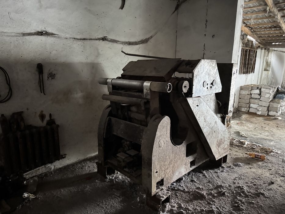 press 2 ta stugilni 3 ta inkoma, mo'litsa stanok sotiladi станок пресс