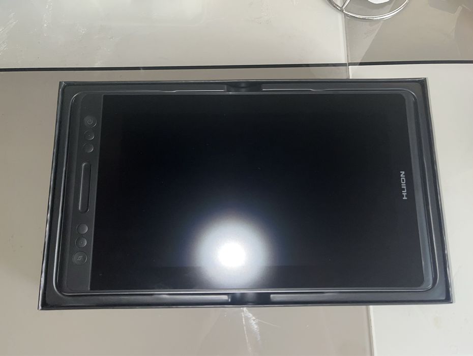 Tableta grafica Huion Kamvas Pro 13.3 inch, inca in garantie