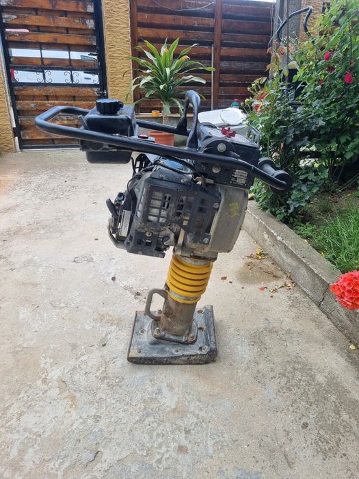 Mai compactor Bomag BT 60 4