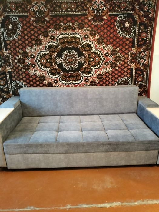 Срочно продам диван