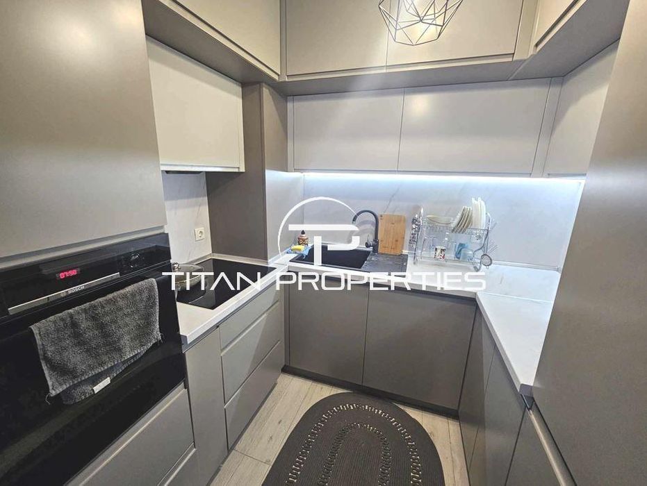 Дава се под наем Двустаен апартамент в Варна, Бриз - 78 кв.м за 900 € - Снимка #2