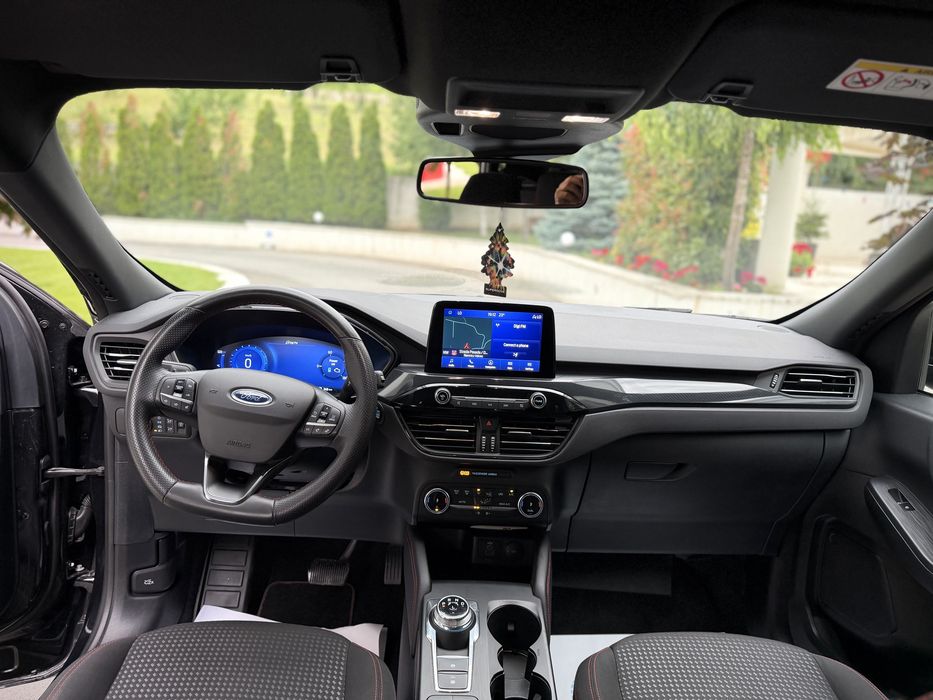 FORD KUGA 2.5 Duratec/  ST-Line/  190CP FHEV