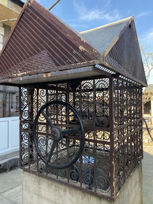 Casulie acoperis  fantana metalica