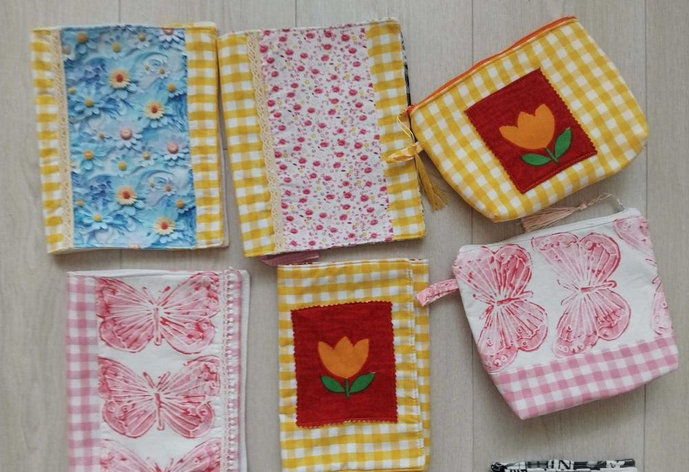 Текстилни дрешки за книги