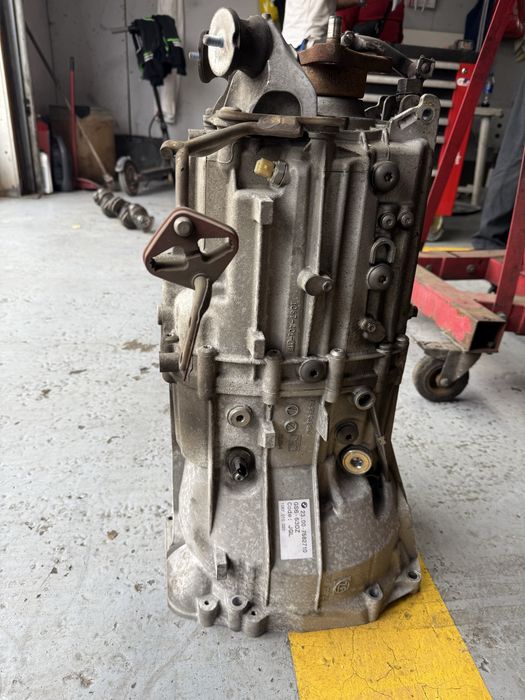 Cutie viteze manuala bmw e90 e91 e92 e93 325d 330d n57d30a 245cp 204cp