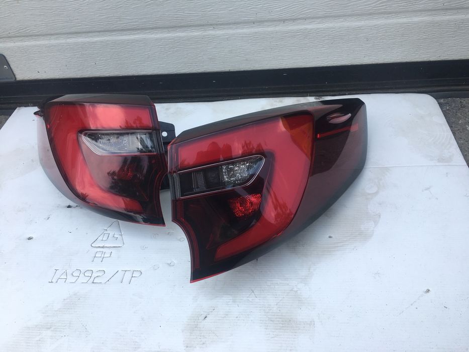 Stopuri/Triple Aripa Toyota Corolla Break 2022-2024