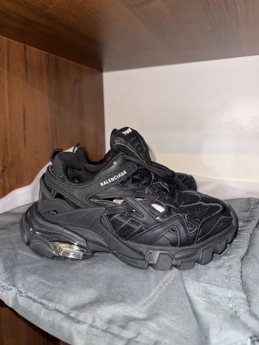 Balenciaga track 2