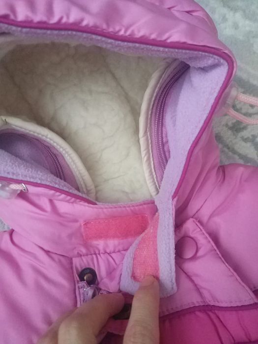 Комбинезон теплый для девочки, полностью все отстегивается