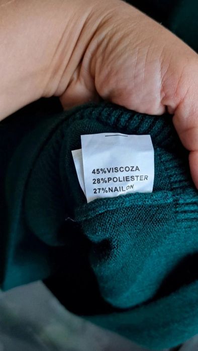 Pulover lung, rochie tricotata