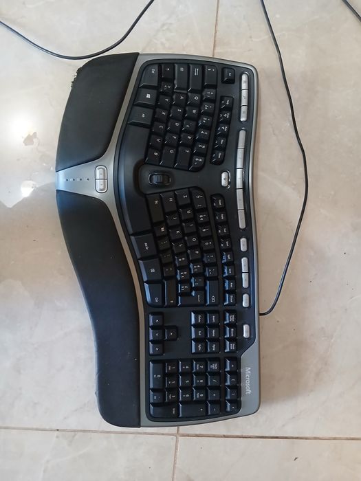 Клавиатури и мишки