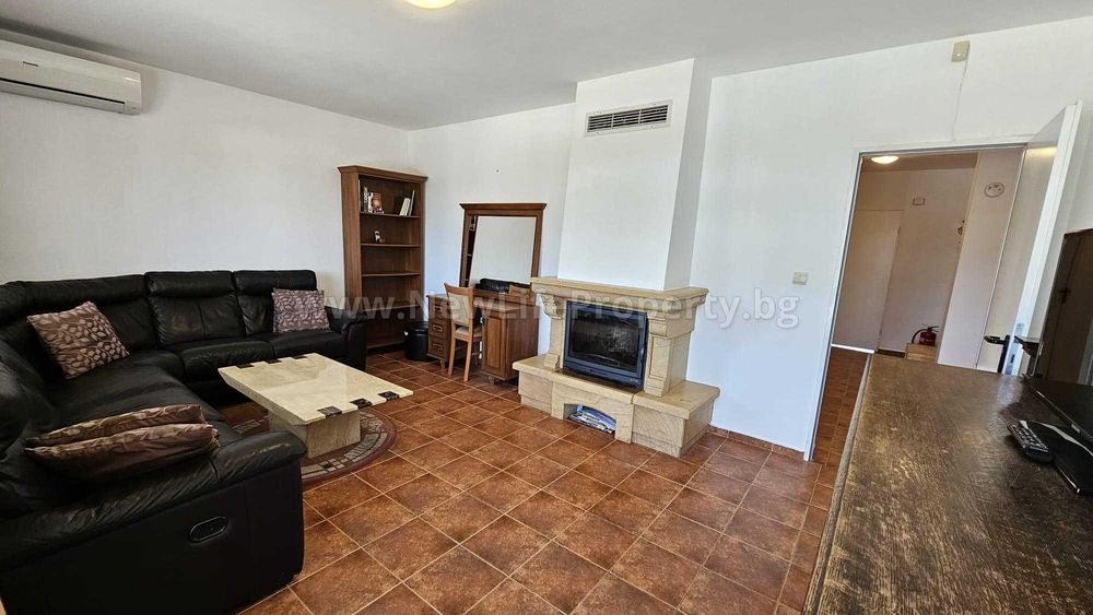 Продава се Къща в с. Тръстиково, Област Бургас - 205 кв.м за 1098 €/кв.м - Снимка #3