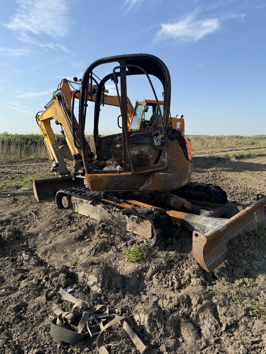 Vand JCB 8045Z 4,8 T avariat