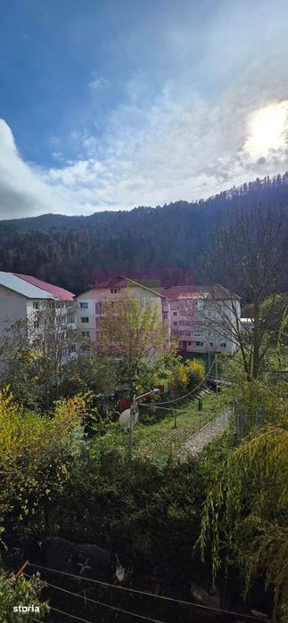 Apartament cu 2 camere de vânzare în Azuga – vedere spre munte