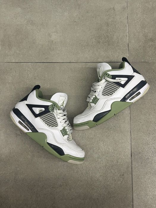 Air Jordan 4 Seafoam