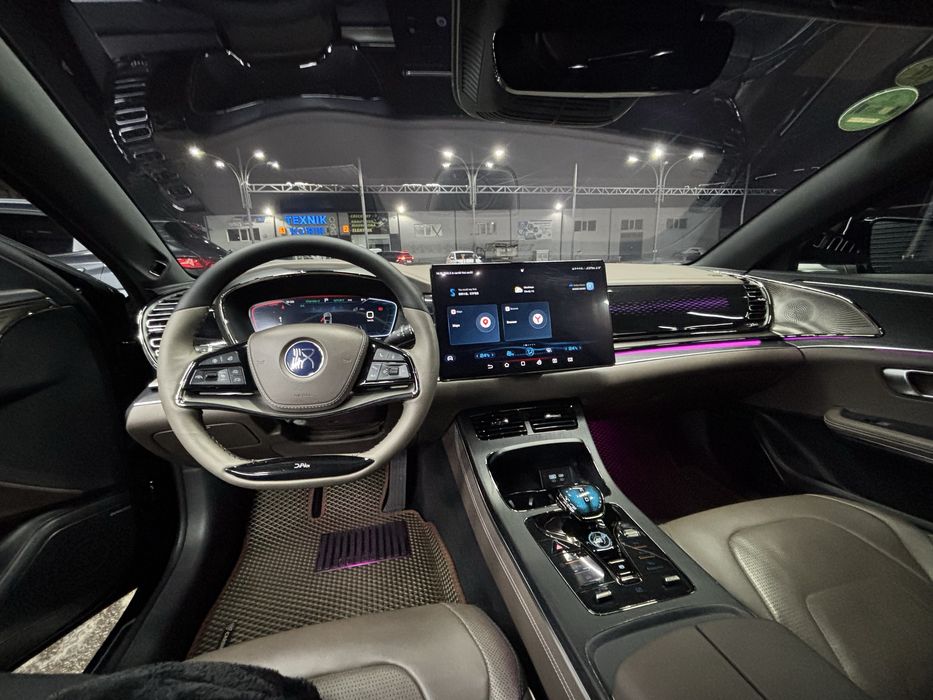 Byd Han 42.5 тыс пробег емкость 100% електро