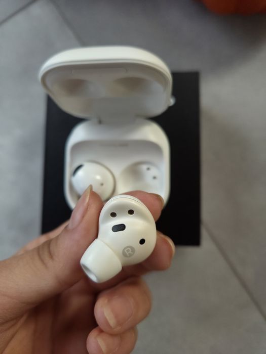 Samsung Buds2 Pro