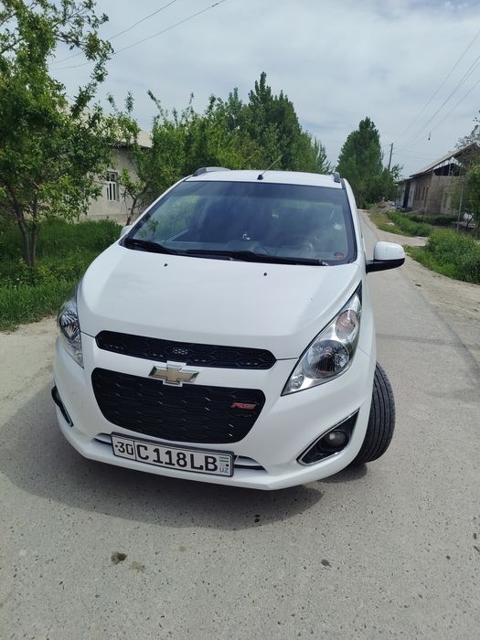 spark sotiladi srochno