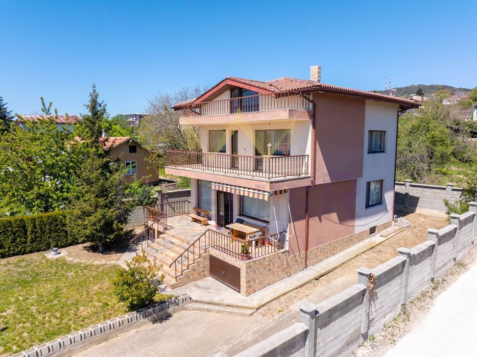 Продава се Къща в Варна, м-т Св. Никола - 209 кв.м за 2154 €/кв.м - Снимка #4