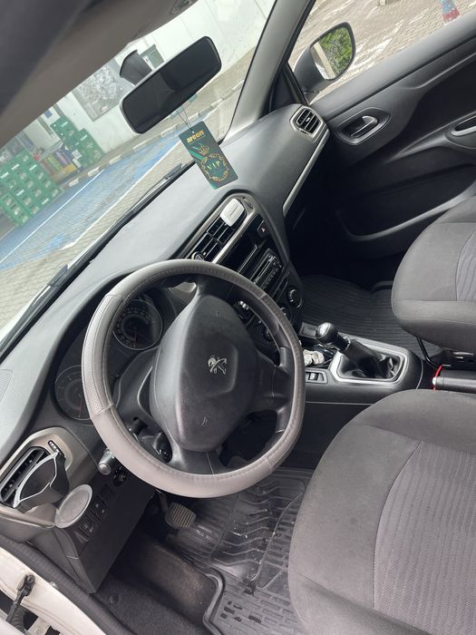 Vand peugeot 301 1.6 diesel 2017
