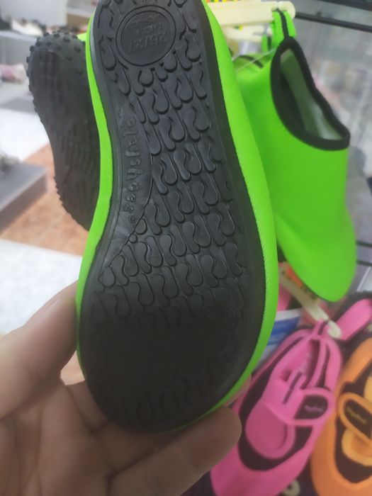 Детски обувки за водни спортове от 24 до 35 номер на едро