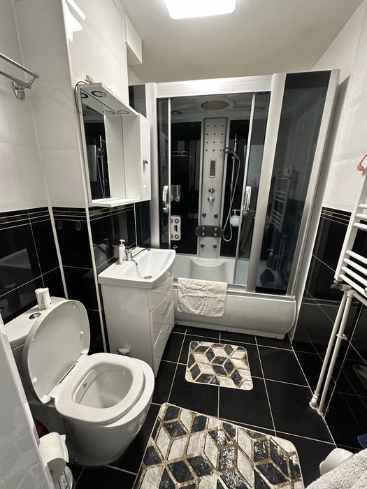 Inchiriez apartament 2 camere Utra Central