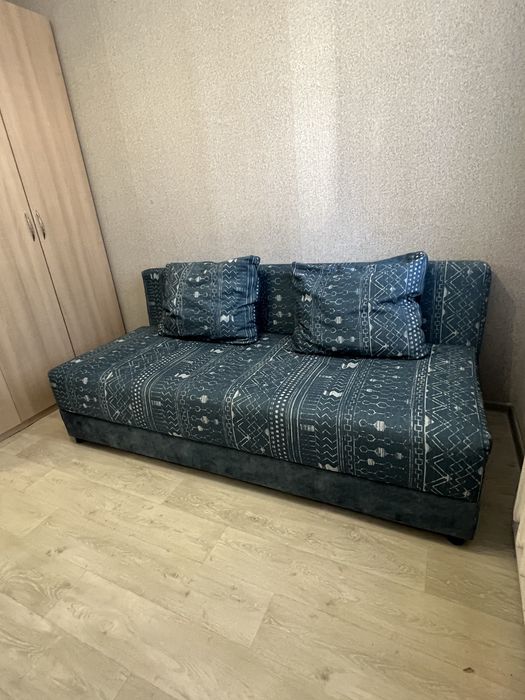Диван в отличном состоянии