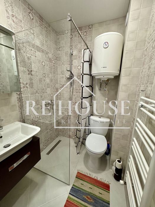 Дава се под наем Тристаен апартамент в Варна, Младост 1 - 850 кв.м за 630 € - Снимка #12