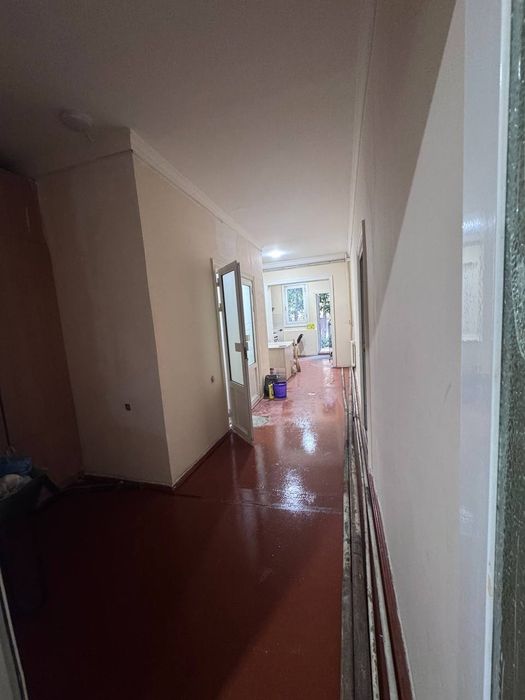Продажа 2/1/4 на Юнусабад-12 [70м²] первая линия для бизнеса