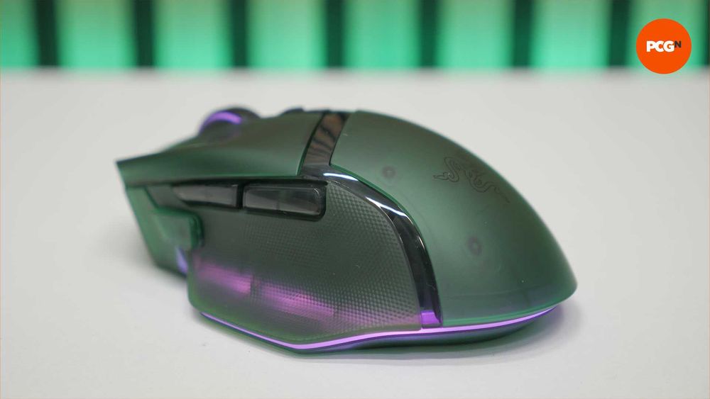 Razer Basilisk V3 Pro Phantom Green Edition Shell Swap