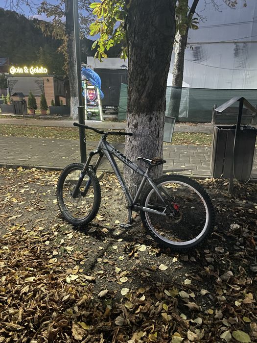 Vand cadru umf hardy 3 in stare foarte buna