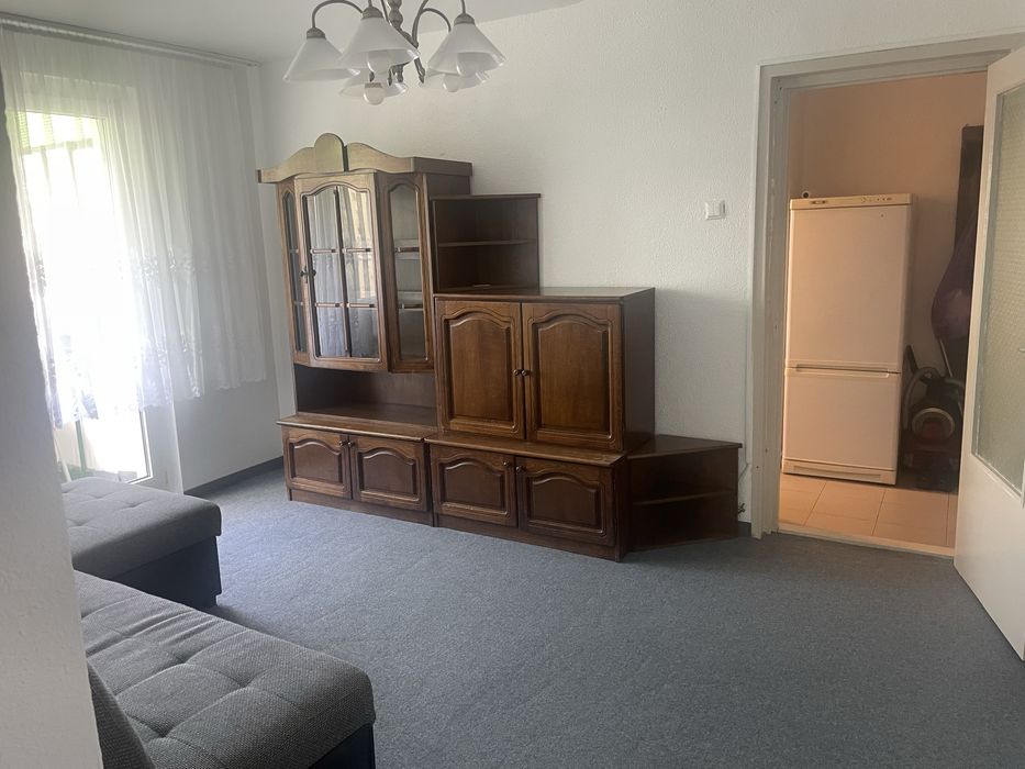 Inchiriez apartament cu 2camere