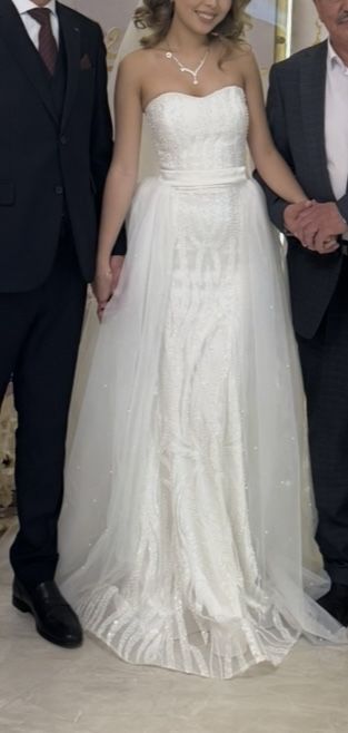 Сдам свадебное платье на прокат